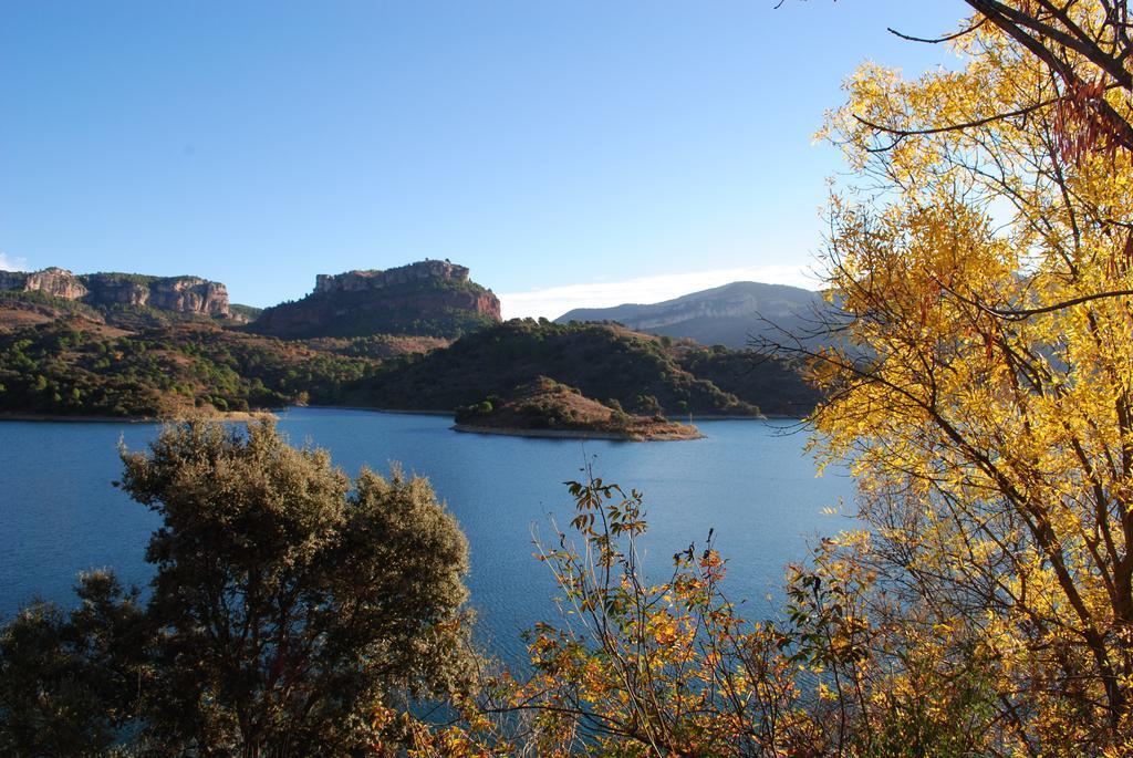 Masia El Carcaba - Moli Del Pont. Cornudella de Monsant Rom bilde